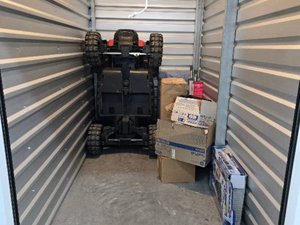 5 x 10 storage unit in El Paso, TX