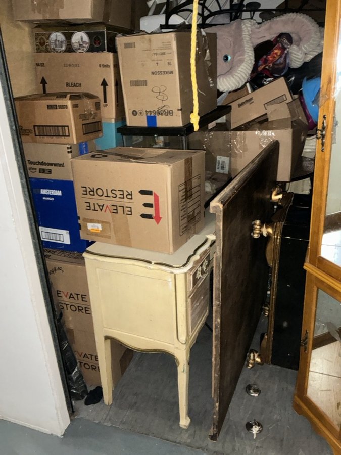 10 x 10 storage unit in Las Vegas, NV