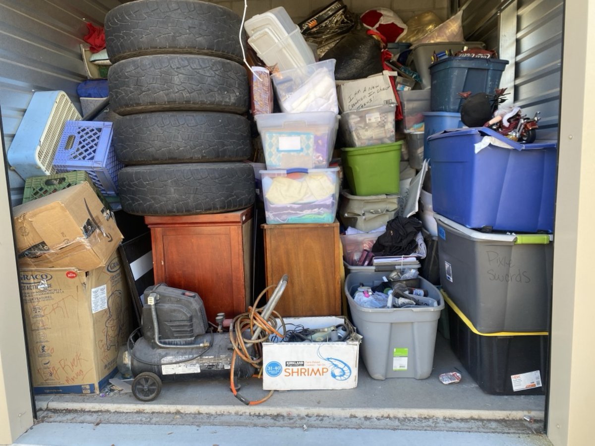 10 x 10 storage unit in Phoenix, AZ