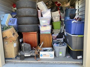 10 x 10 storage unit in Phoenix, AZ