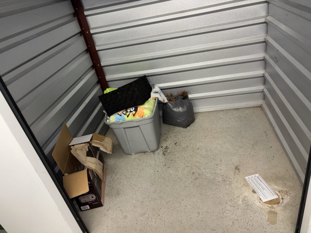 5 x 5 storage unit in South Daytona, FL