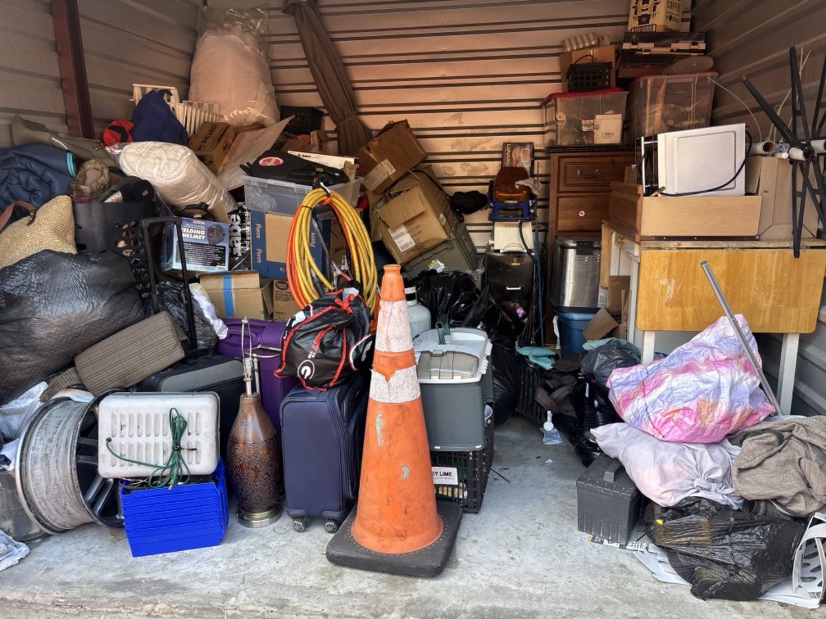 10 x 10 storage unit in South Daytona, FL