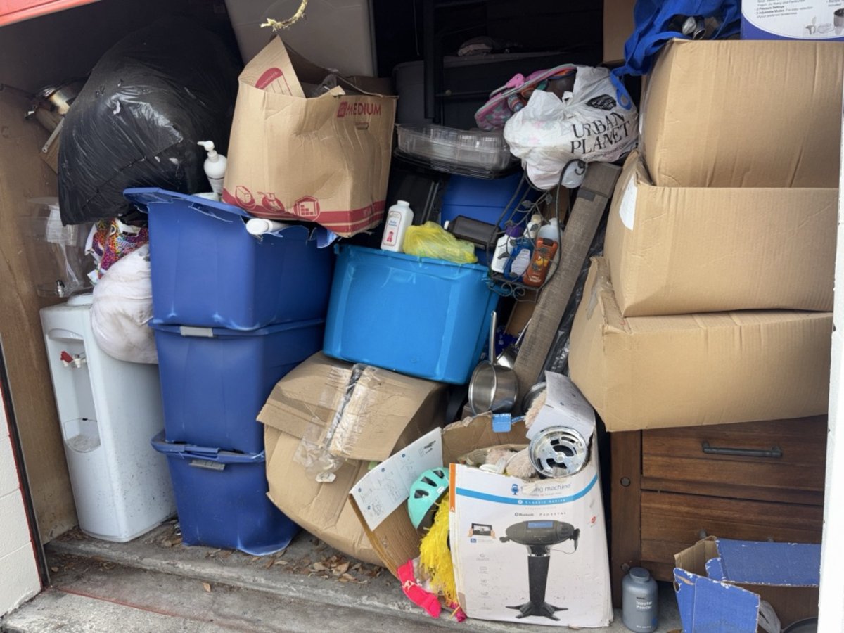 10 x 10 storage unit in Daytona Beach, FL
