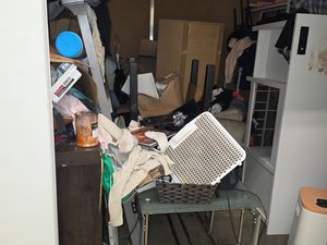 10 x 10 storage unit in Tigard, OR