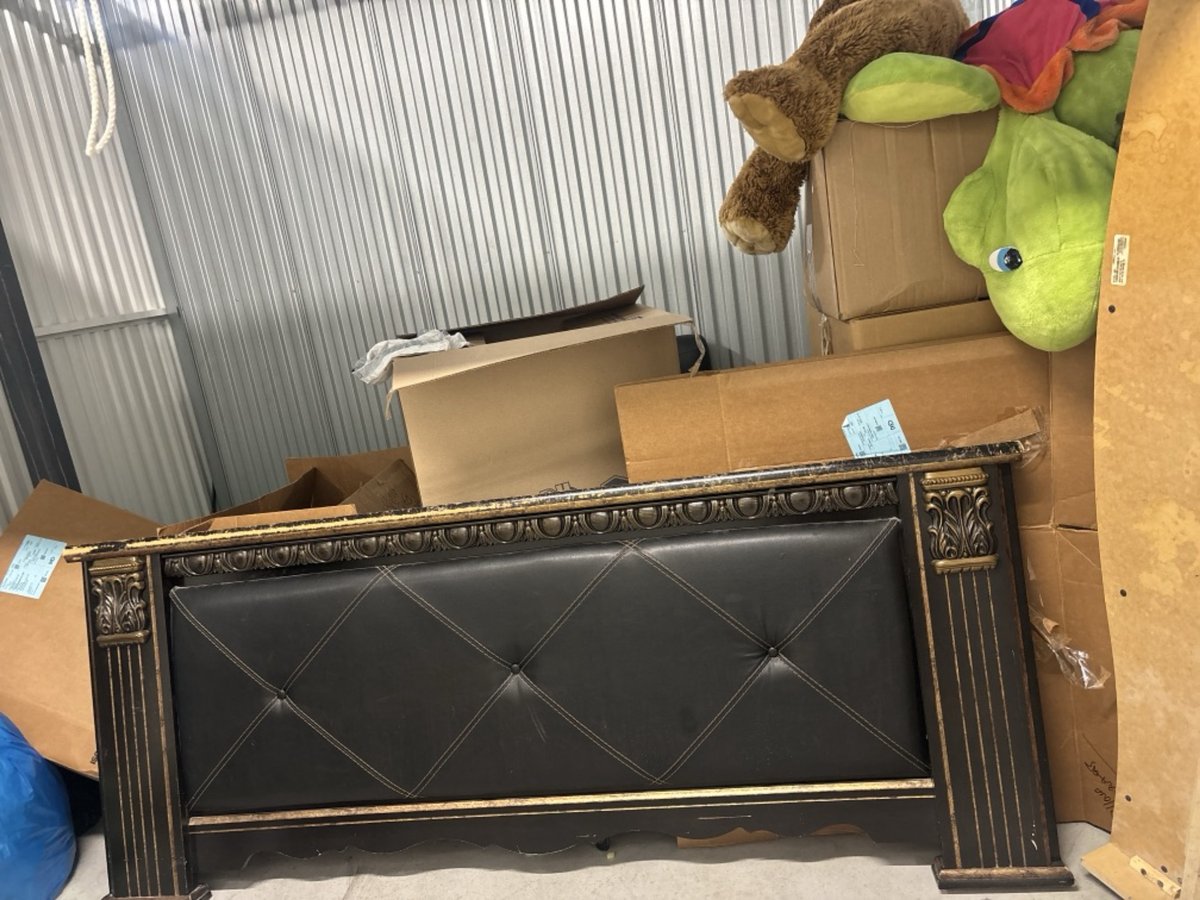 10 x 7 storage unit in Sanford, FL
