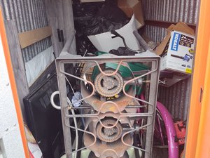 5 x 10 storage unit in Tampa, FL