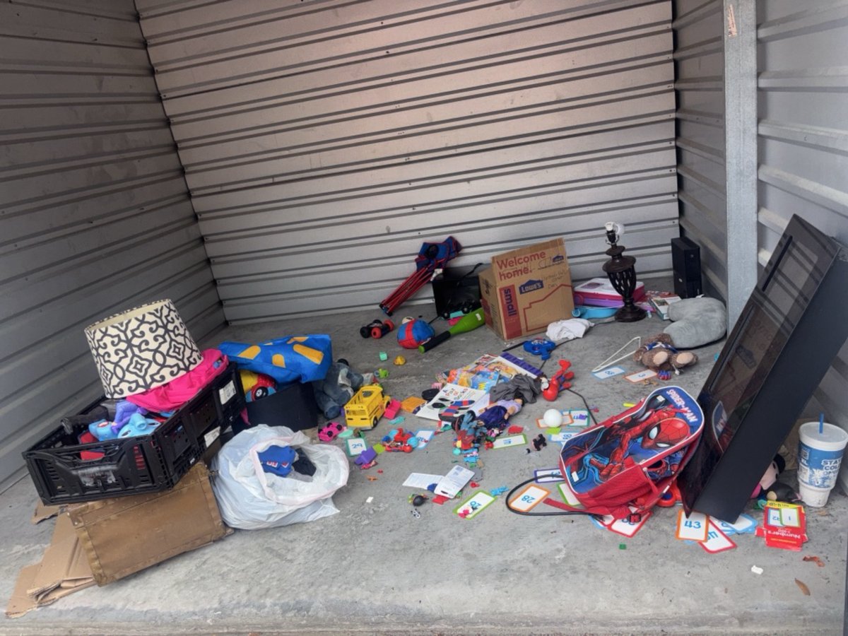 10 x 10 storage unit in Debary, FL
