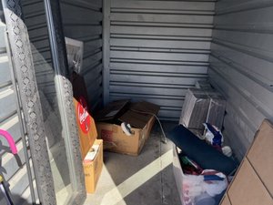 5 x 10 storage unit in Sanford, FL