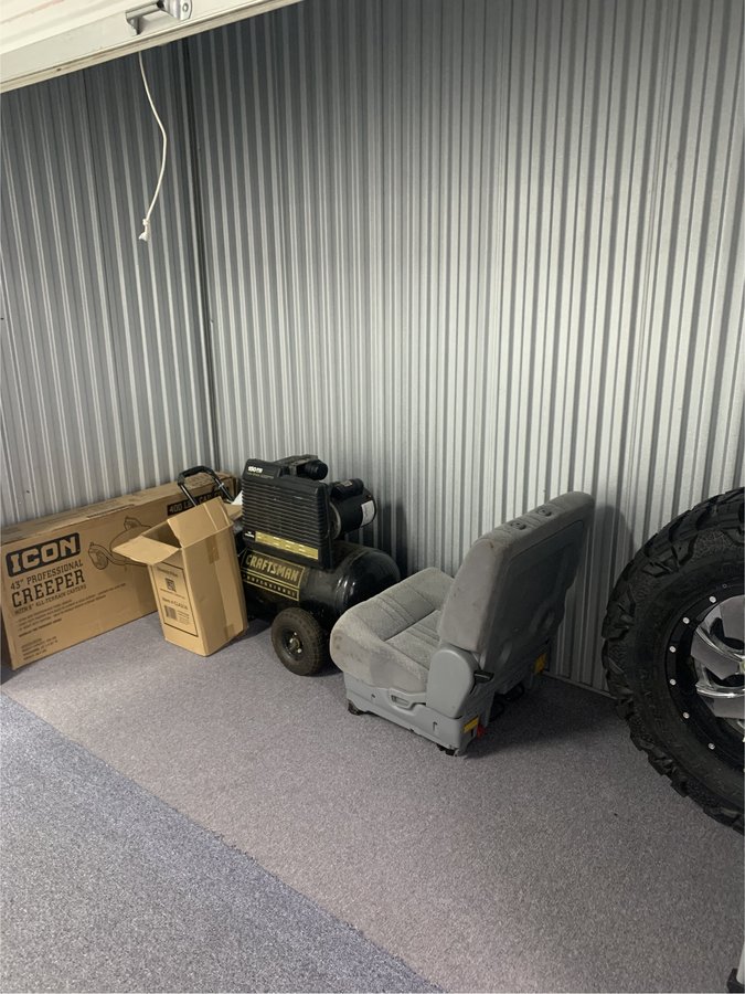 5 x 10 storage unit in Livingston, NJ