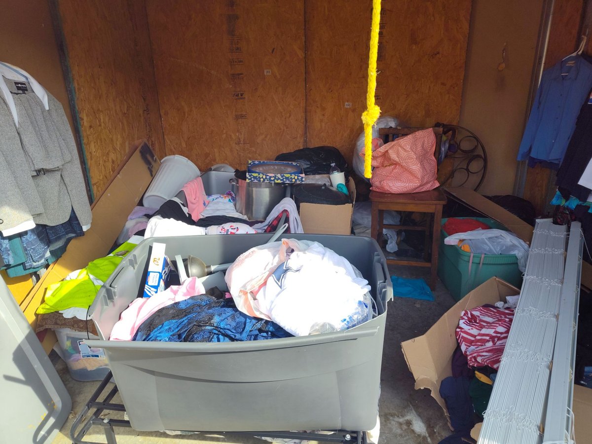 10 x 10 storage unit in Tampa, FL