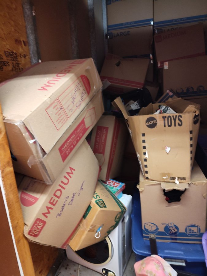 5 x 10 storage unit in Tampa, FL