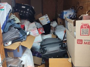 5 x 10 storage unit in Tampa, FL
