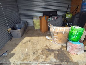 10 x 10 storage unit in Tampa, FL