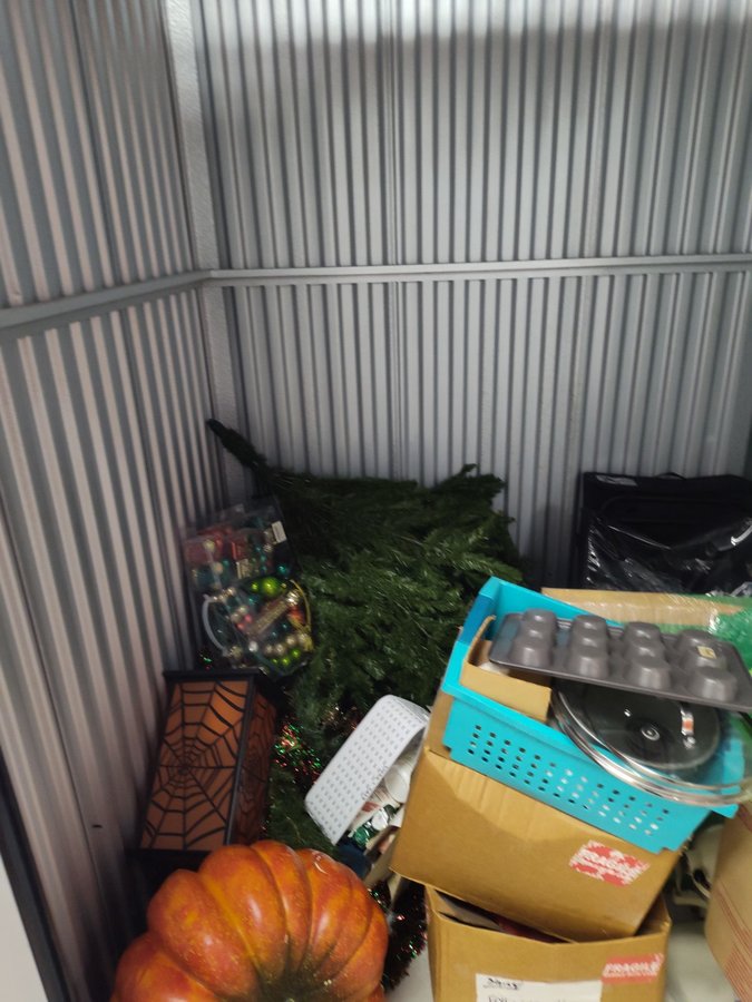5 x 5 storage unit in Tampa, FL