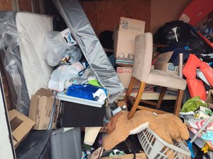 10 x 10 storage unit in Tampa, FL
