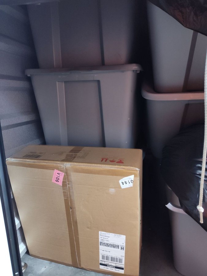 5 x 5 storage unit in Tampa, FL
