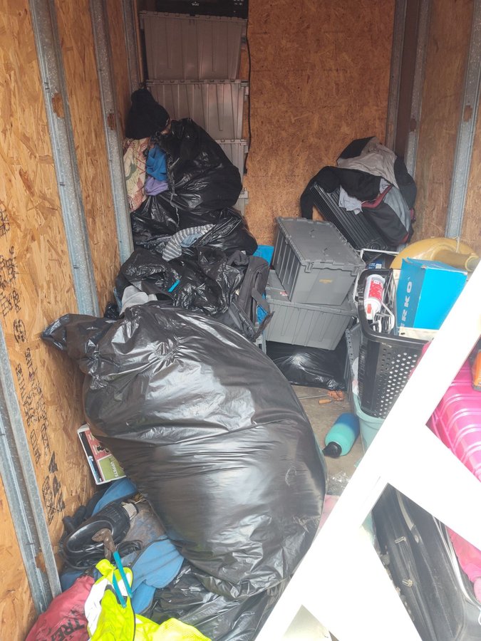 5 x 10 storage unit in Tampa, FL