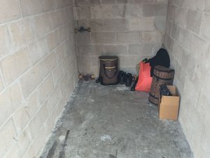 5 x 10 storage unit in Tampa, FL