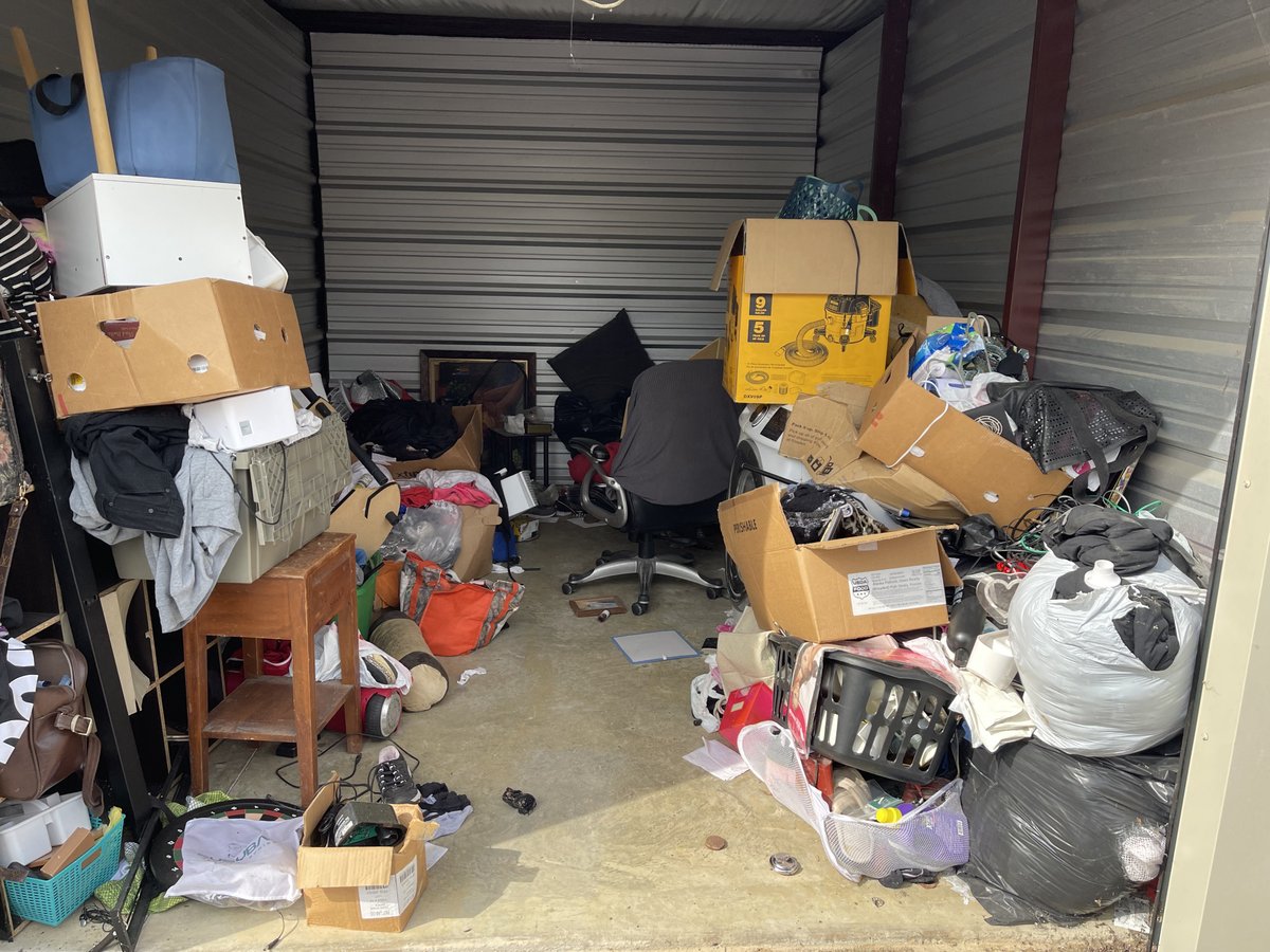10 x 15 storage unit in Hixson, TN