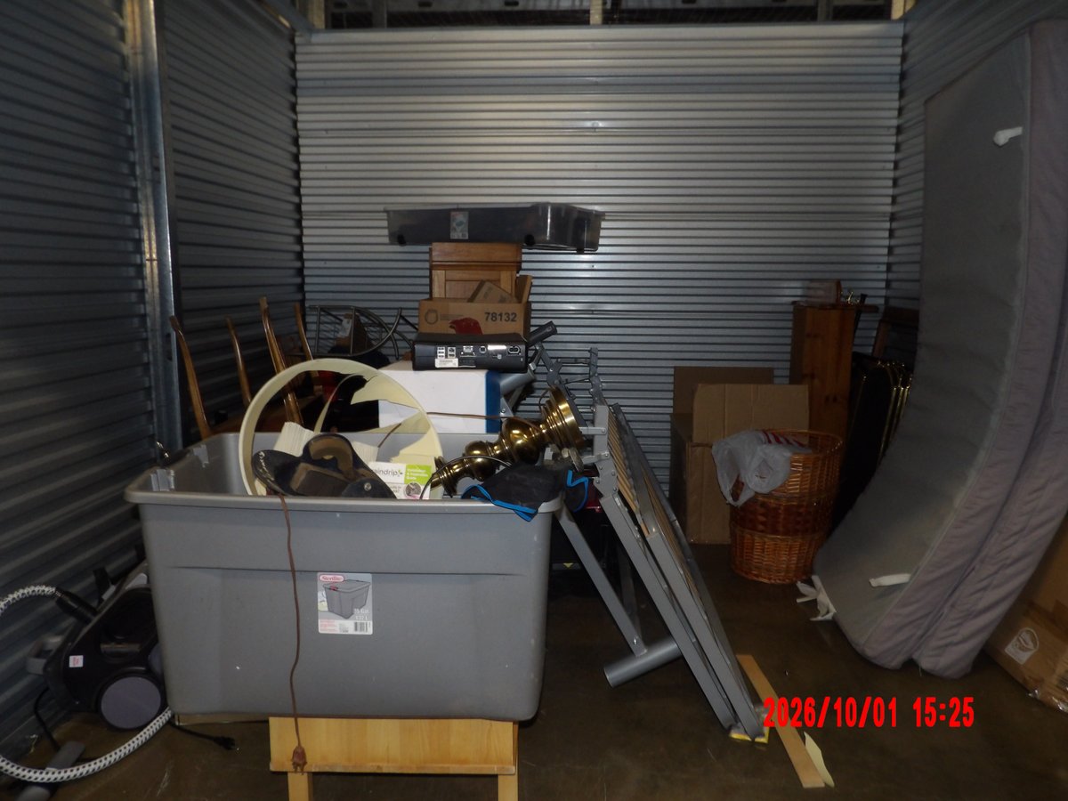 10 x 10 storage unit in Union, NJ