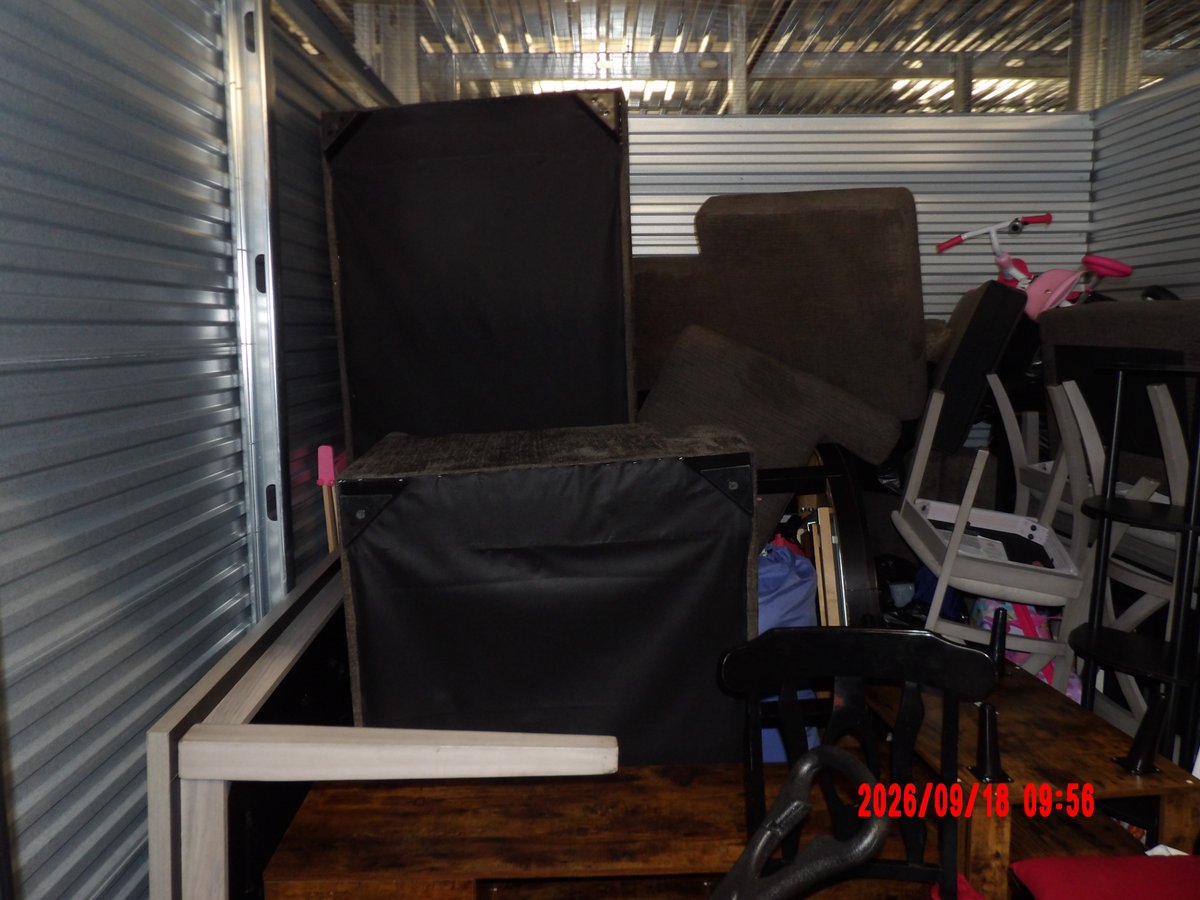 10 x 10 storage unit in Union, NJ
