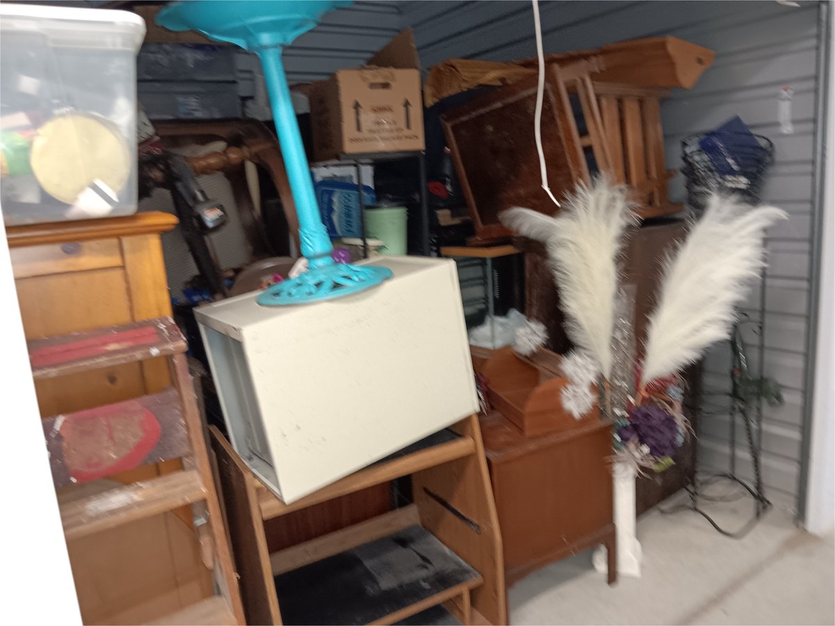 10 x 10 storage unit in Fort Wayne, IN