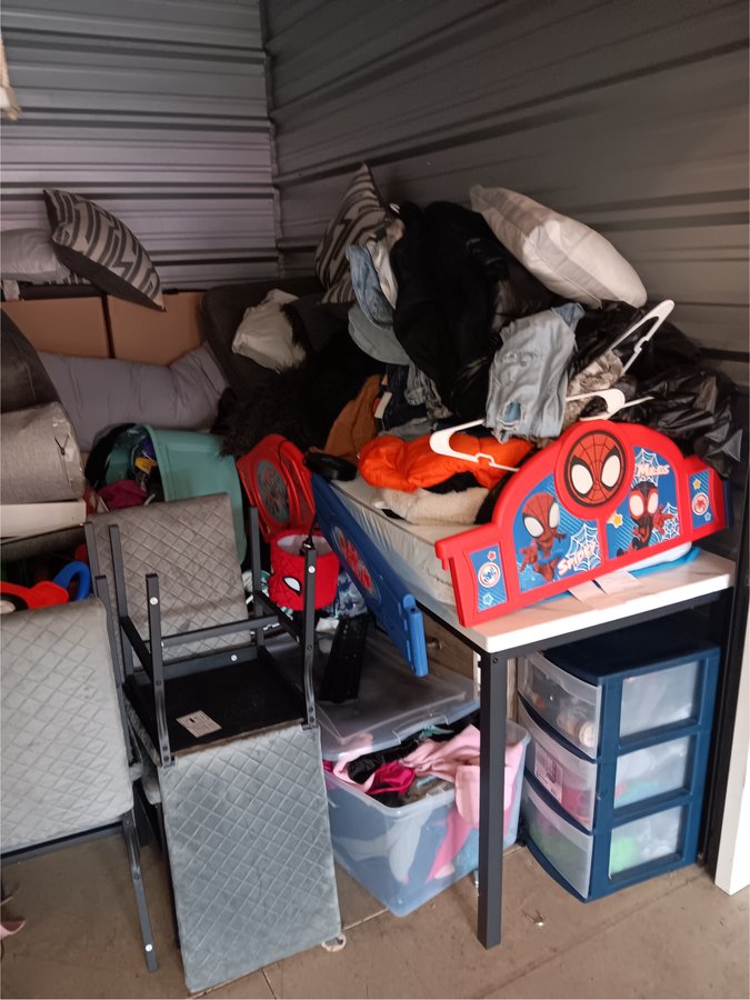 10 x 10 storage unit in Fort Wayne, IN