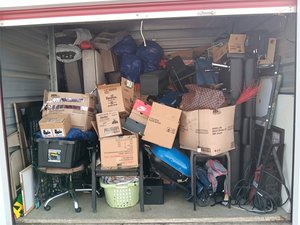 10 x 15 storage unit in Fort Wayne, IN