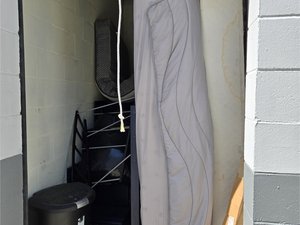 5 x 10 storage unit in Jacksonville, FL