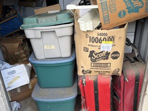10 x 20 storage unit in Troy, MI