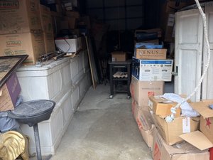 10 x 30 storage unit in Troy, MI