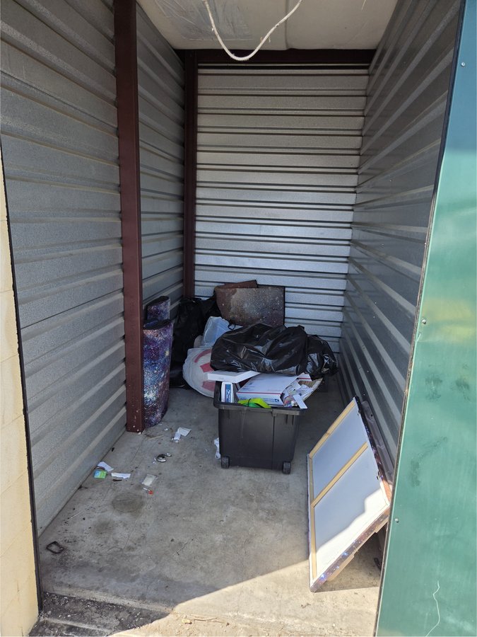 5 x 10 storage unit in Converse, TX