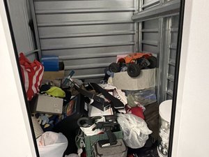 5 x 5 storage unit in South Gate, CA