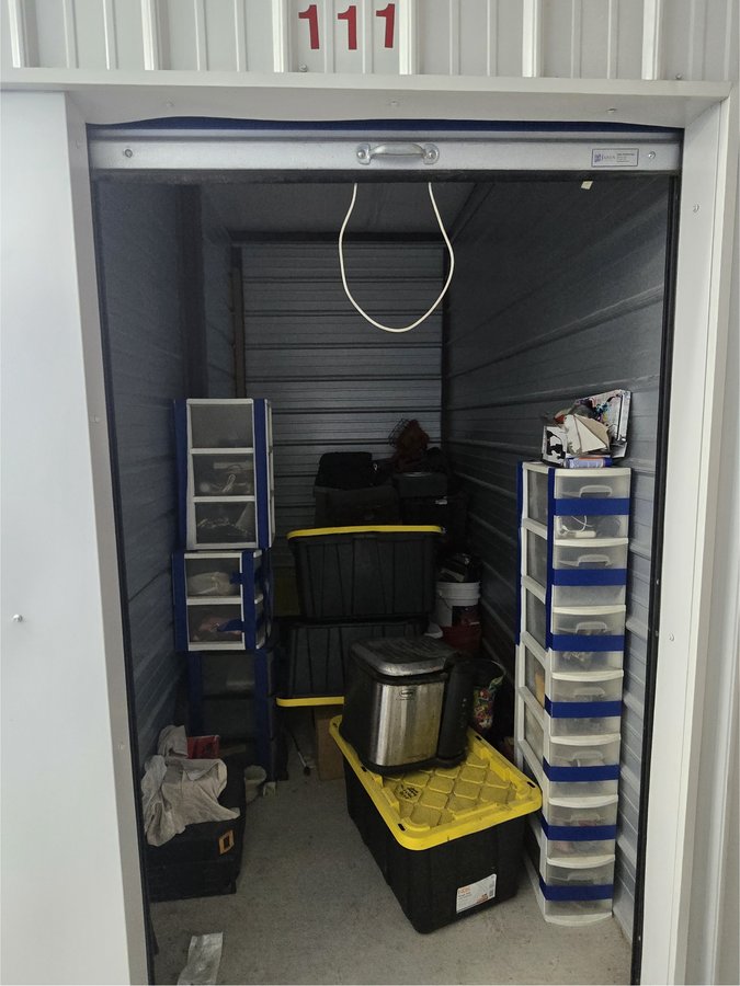 5 x 10 storage unit in Denham Springs, LA