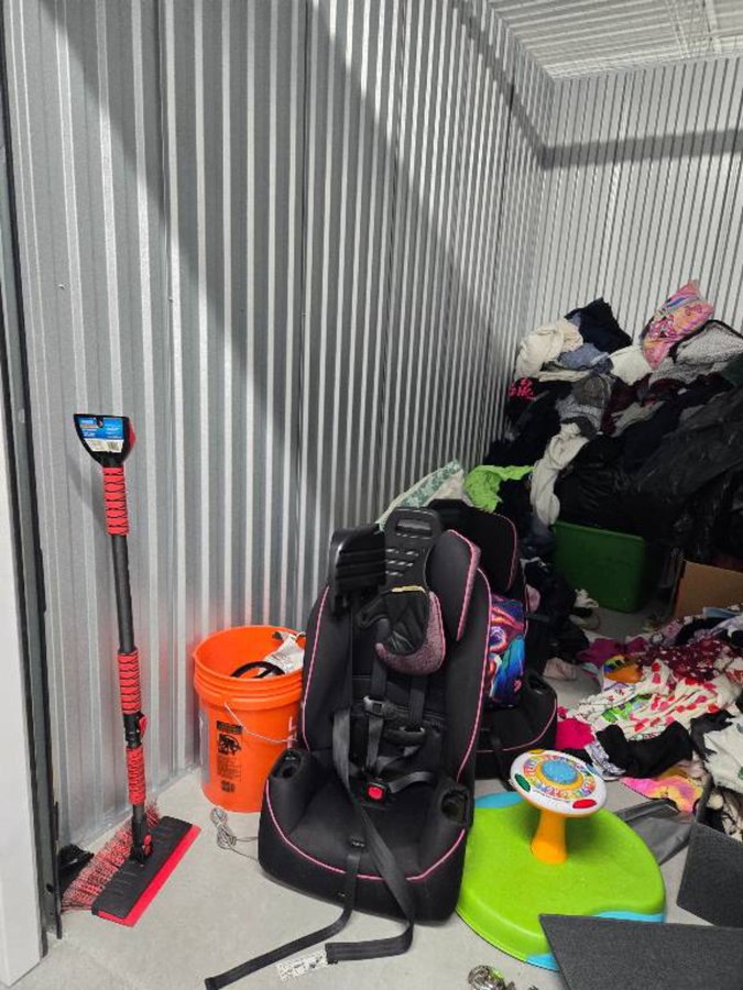 5 x 10 storage unit in Itasca, IL