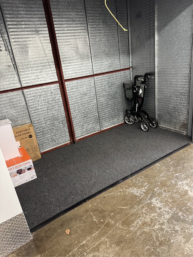 5 x 10 storage unit in Middleburg Heights  , OH