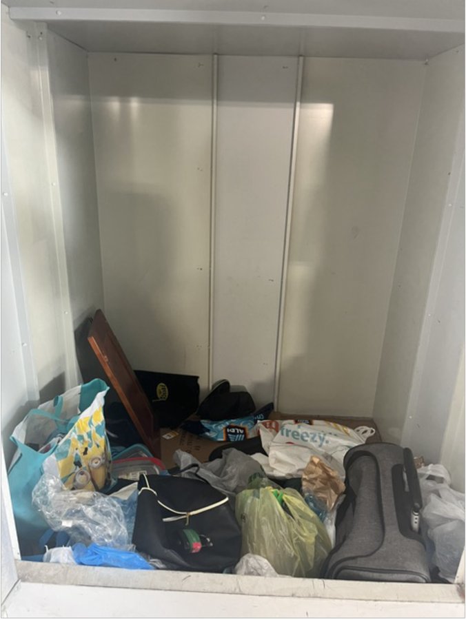 4 x 4 storage unit in Hialeah, FL