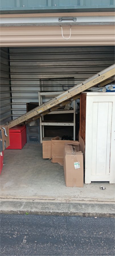 10 x 10 storage unit in Old Hickory, TN