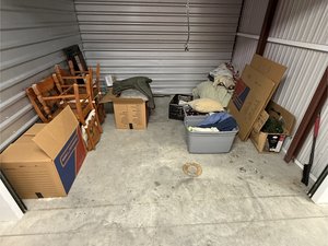 10 x 10 storage unit in Aurora, CO