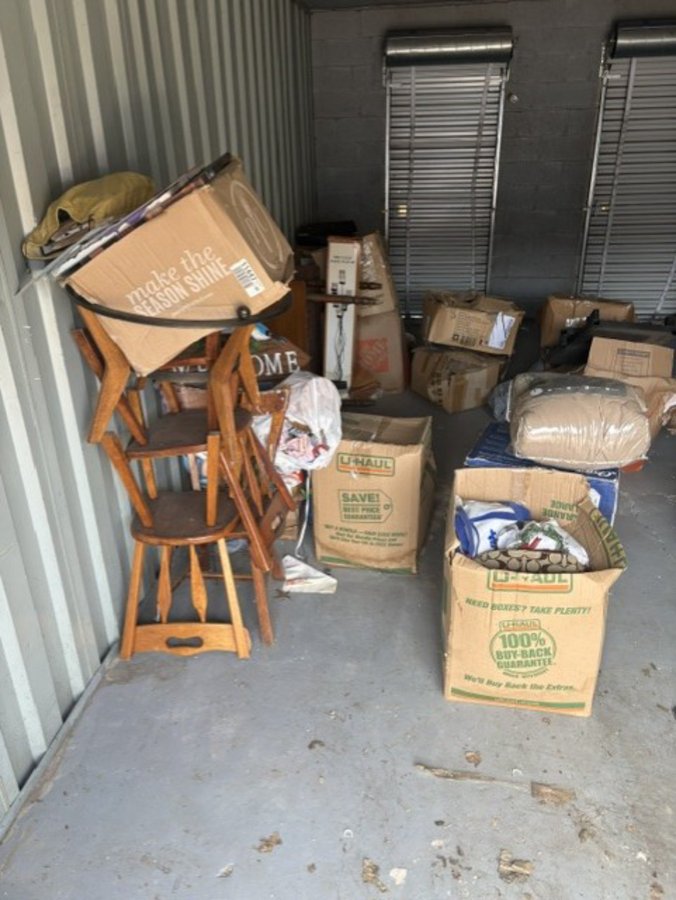 12 x 25 storage unit in Fairless Hills, PA