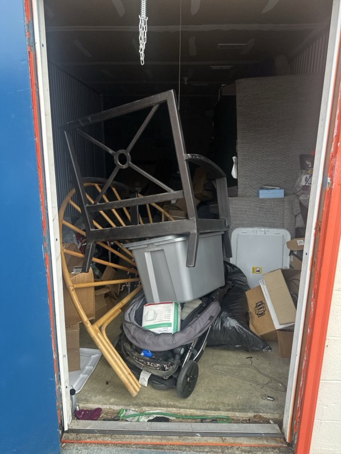 10 x 20 storage unit in Clayton, NC