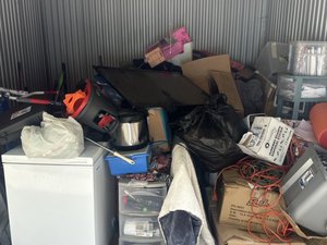 10 x 10 storage unit in Clayton, NC