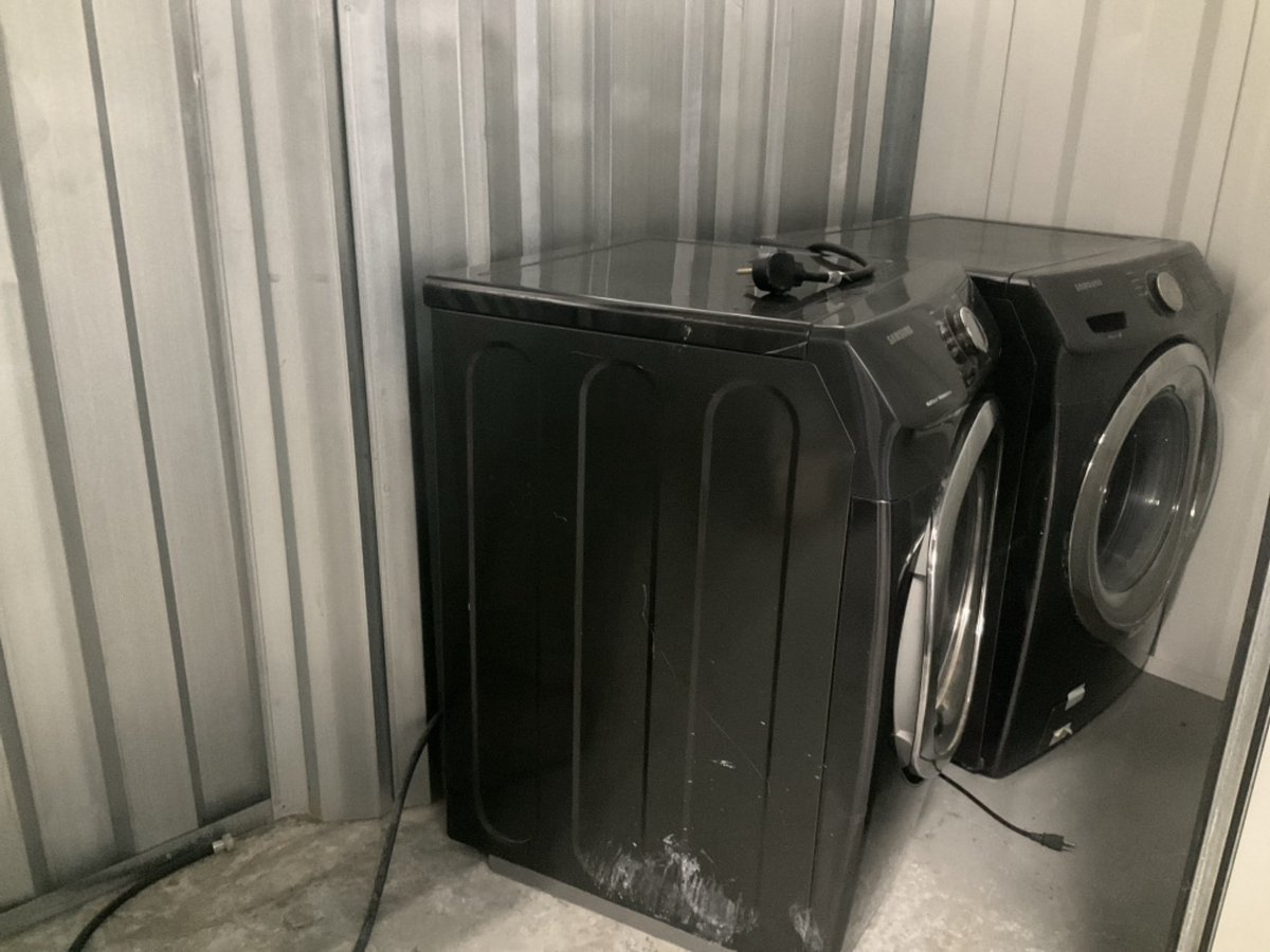 15 x 5 storage unit in Greensboro, NC