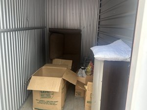 5 x 10 storage unit in Clayton, NC