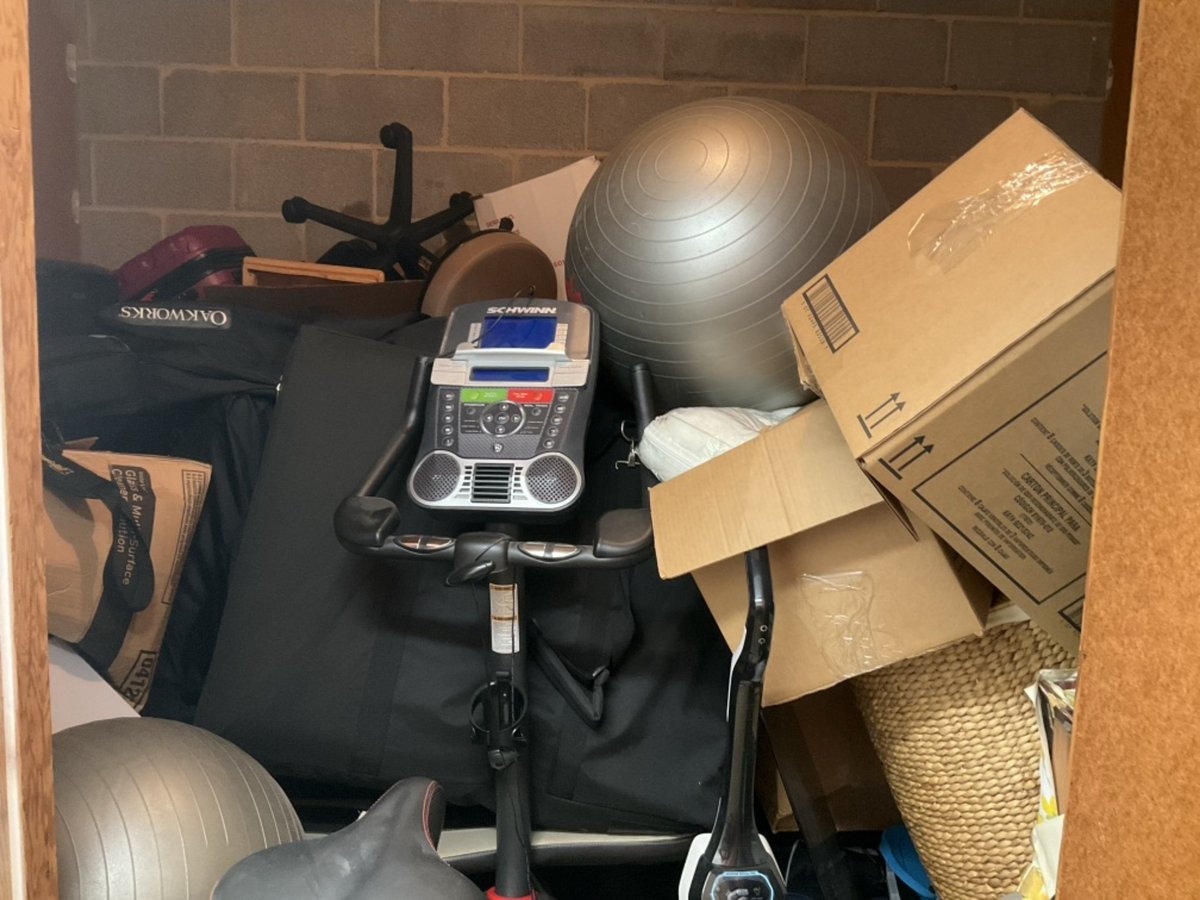 7 x 10 storage unit in Greensboro, NC