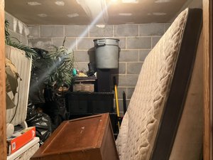 7 x 10 storage unit in Greensboro, NC