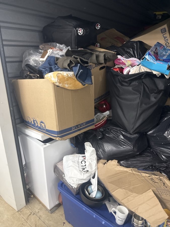 10 x 20 storage unit in Houston, TX