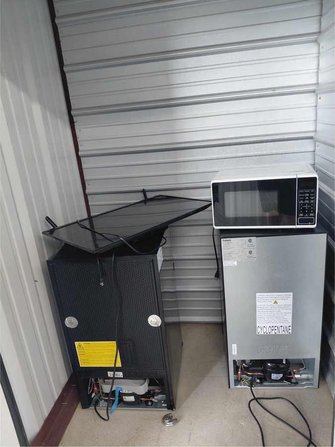 5 x 5 storage unit in Council Bluffs, IA