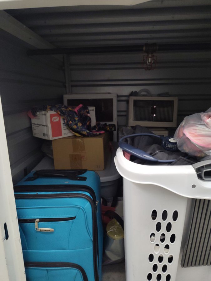 5 x 4 storage unit in Tampa, FL