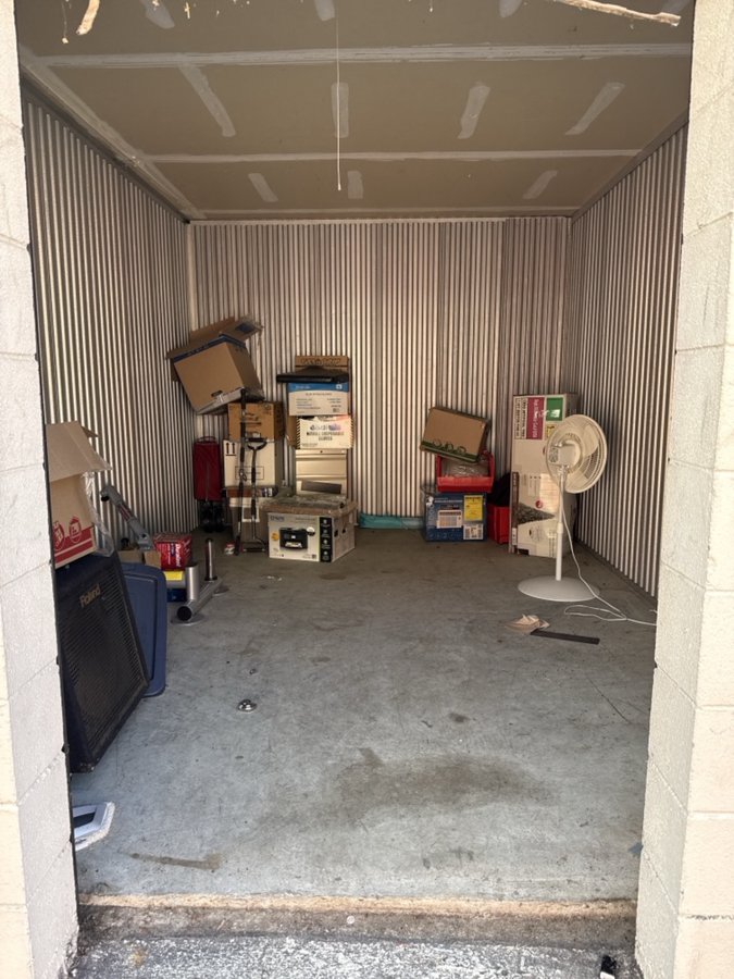 10 x 15 storage unit in Raleigh, NC